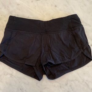 Girls ivviva gym shorts